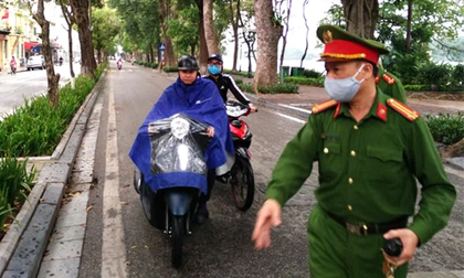 Hà Nội: Xử phạt hơn 3 tỷ đồng những người không đeo khẩu trang