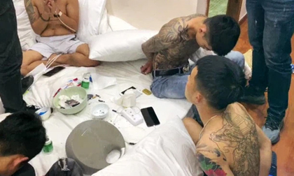 14 nam nữ bay lắc trong 2 căn biệt thự, 'chân dài' được thuê phục vụ sử dụng ma túy giữa mùa dịch Covid-19