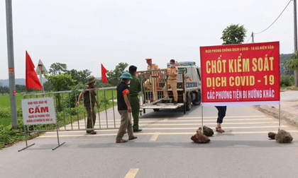 Một cô gái tổ chức đám cưới 2 nơi ở nhà hàng và nhà chồng trước khi phát hiện mắc Covid-19