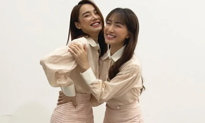 Nhã Phương khoe ảnh như chị em sinh đôi với Hòa Minzy nhưng lại bị than thở vì điều này