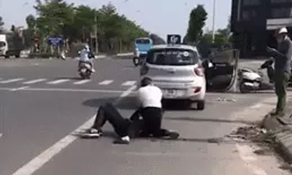 Tình trạng sức khoẻ của nam tài xế taxi bị đâm trọng thương vẫn vật lộn, khống chế tên cướp
