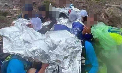 Thảm họa: 21 vận động viên chết rét trong giải chạy ở Trung Quốc