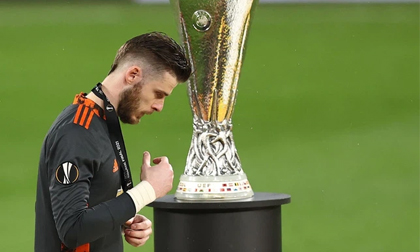 De Gea biến thành 'tội đồ' trong loạt 11m không tưởng, Man United đánh rơi chức vô địch Europa League