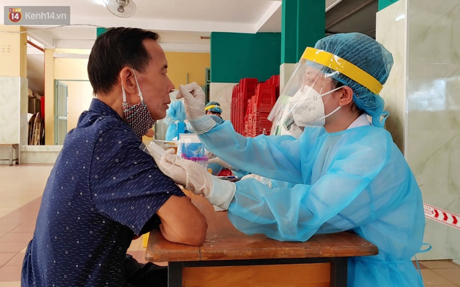 17 ngày bùng dịch Covid-19 tại TP.HCM: 287 ca mắc, 1 người tử vong, ổ dịch mới lây lan nhanh, khó kiểm soát - Ảnh 5.