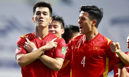  CĐV Đông Nam Á khen Việt Nam hết lời, người Thái Lan phẫn uất: 'Tôi có nên xấu hổ không? Nhìn Việt Nam mà khiếp sợ'