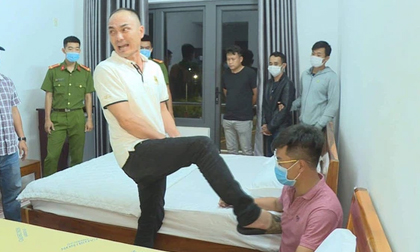 Nợ hơn 4 tỷ đồng, người đàn ông bị đánh đập, dọa đưa ra nước ngoài giết, bán thận