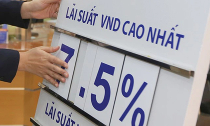 Lãi suất tiết kiệm đồng loạt tăng, gửi tiền tại ngân hàng nào có lợi nhất?