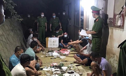 Bắc Giang: Liên hoan mừng 'bội thu' cá, 11 người bị phạt hơn 80 triệu