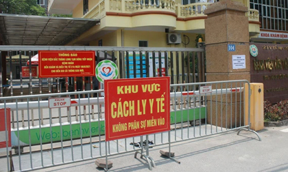 Hà Nội: Tài xế taxi lây Covid-19 cho bố là bảo vệ bệnh viện, đi nhiều nơi nên chưa xác định được nguồn lây