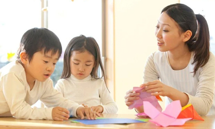 Dạy con biết chữ sớm chẳng ích lợi gì, thay vào đó dạy con những ‘kỹ năng suốt đời’ này tốt hơn nhiều