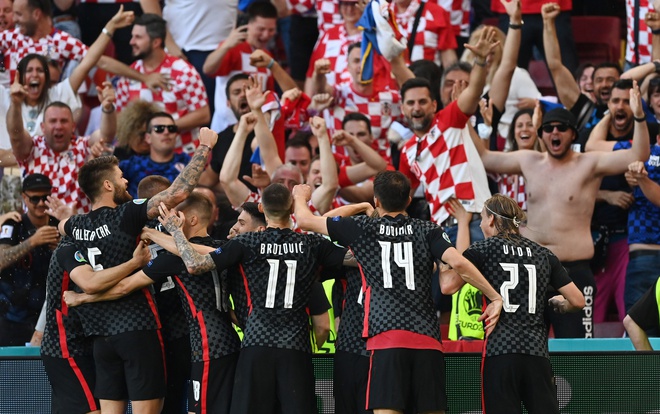 Tây Ban Nha hạ Croatia sau 120 phút điên rồ, Morata ghi siêu phẩm trong trận cầu 8 bàn thắng - Ảnh 8.