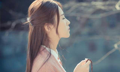 5 chữ ''đừng'' giúp bạn có cuộc sống hạnh phúc, an lành, một đời không vướng bận sầu bi