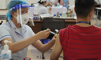 TP. HCM đã có hơn 15 nghìn ca mắc Covid-19; Những ai sẽ được tiêm vắc xin ngay trong tháng 7?