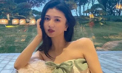 Hotgirl Trung Quốc qua đời vì nhiễm trùng sau khi hút mỡ bụng