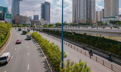 TP.HCM tăng cường Chỉ thị 16, người dân khu vực có nguy cơ rất cao chỉ ở trong nhà, chính quyền sẽ mang nhu yếu phẩm tới