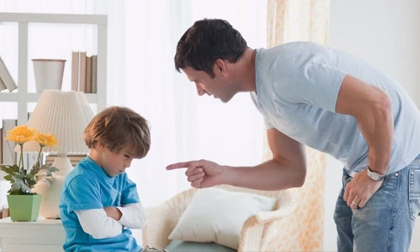 Trẻ mắc lỗi đừng dùng đòn roi: Đây mới là cách dạy con thông minh nhất