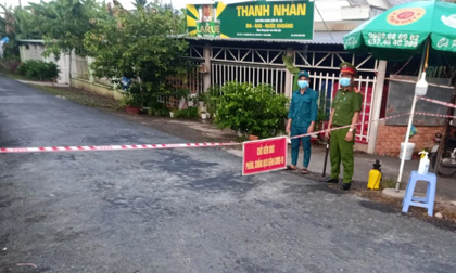 Khởi tố 1 bệnh nhân Covid-19 làm 14 người tiếp xúc gần dương tính