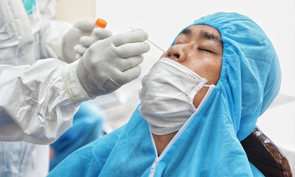 Sáng 31/7, Hà Nội thêm 23 ca dương tính SARS-CoV-2, trong đó nhóm công nhân cách ly gần một tháng, xét nghiệm nhiều lần mới dương tính