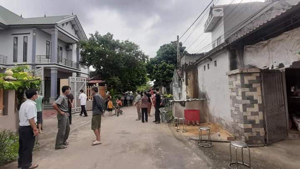 Vụ chém vợ chồng hàng xóm thương vong ở Bắc Giang: Con nạn nhân cũng bị truy sát nhưng thoát chết - Ảnh 2.