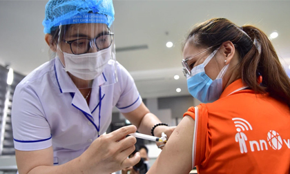 Ngày 12/8, cả nước ghi nhận 9.180 ca COVID-19, giảm 503 ca so với hôm qua