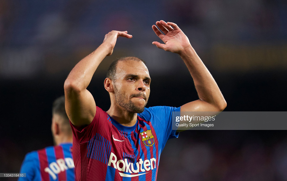 Nhân vật không ai ngờ tỏa sáng, Barcelona thắng kịch tính trong trận đầu tiên thời hậu Messi - Ảnh 2.