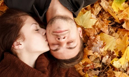 Bí quyết giữ lửa hôn nhân, bất kể vợ chồng son hay đã về già cũng cần biết