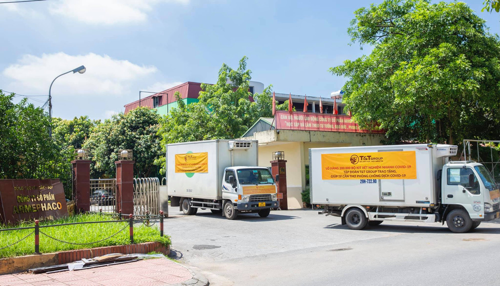Bầu Hiển tiếp tục tặng 25 tỉ đồng chống dịch Covid, chuẩn bị mua 40 triệu liều vắc xin Sputnik V - Ảnh 1.