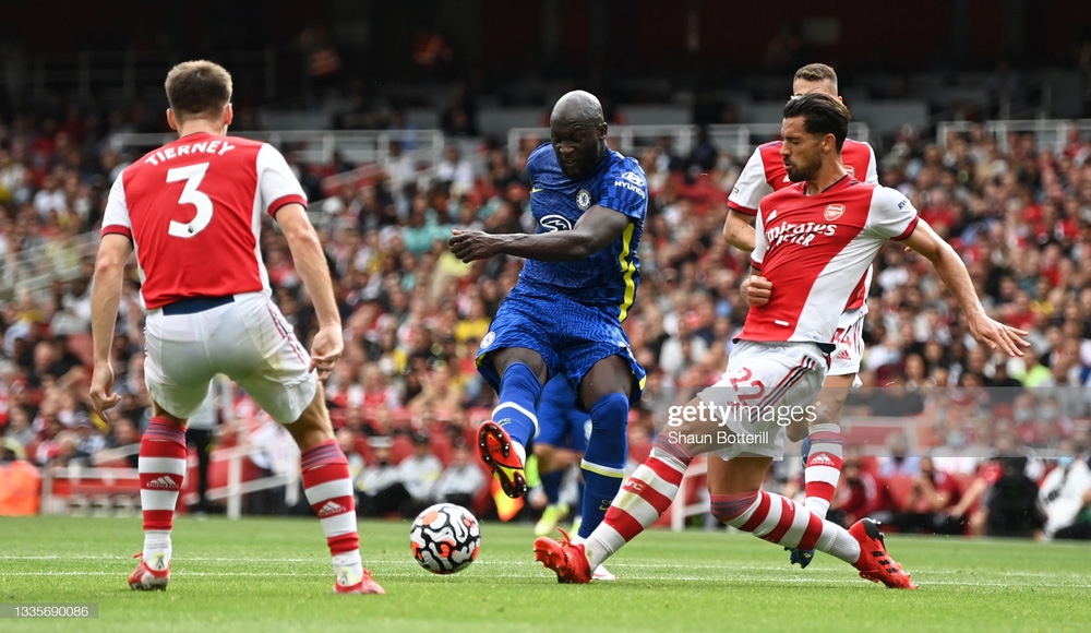 Lukaku càn quét đối thủ trong ngày trở lại, Chelsea lạnh lùng nhấn chìm Arsenal - Ảnh 1.
