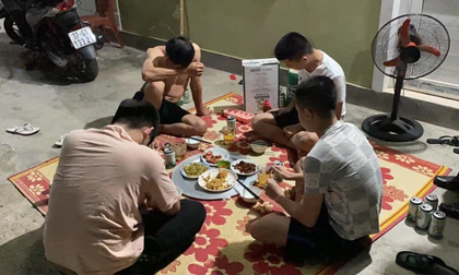 Tụ tập ăn nhậu tại nhà trọ mùa dịch, 4 thanh niên bị phạt 60 triệu đồng
