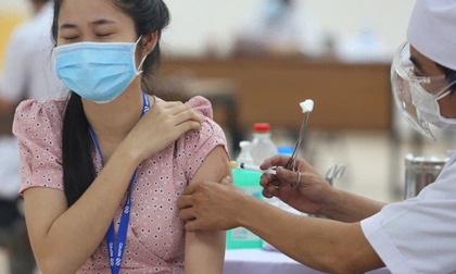 TP.HCM: 83% người từ 18 tuổi được tiêm, từ nay đến cuối năm cần thêm 8,1 triệu liều vắc xin