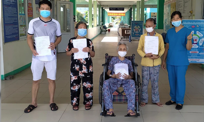 Cụ bà 101 tuổi chiến thắng Covid-19, xuất viện sau 11 ngày điều trị