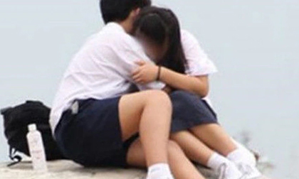 Xử phạt người phát tán clip 2 trẻ vị thành niên 'làm chuyện người lớn'