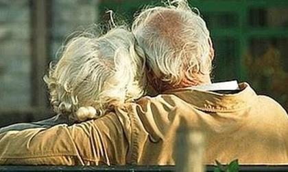 Chăm sóc vợ suốt 3 năm, cụ ông 86 tuổi ra tay giết hại vợ khiến con cái ngỡ ngàng
