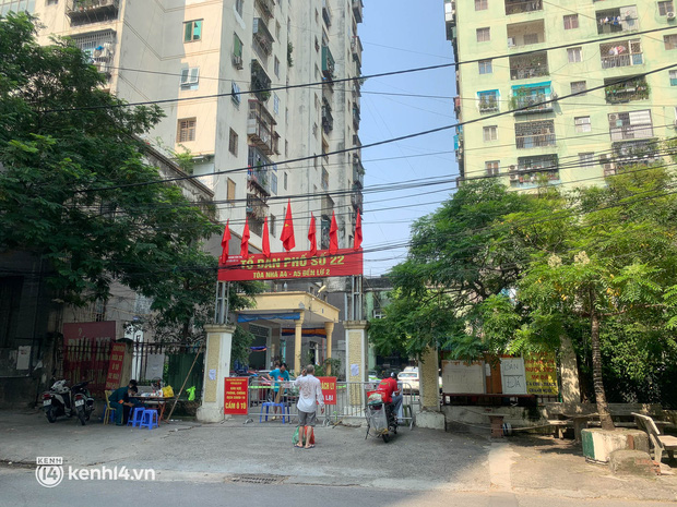 Hà Nội: Ổ dịch mới chưa rõ nguồn lây tại KĐT Đền Lừ II đã có 17 ca Covid-19 - Ảnh 1. Hà Nội: Ổ dịch mới chưa rõ nguồn lây tại KĐT Đền Lừ II đã có 17 ca Covid-19 - Ảnh 1.