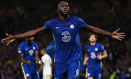 Lukaku ghi bàn thứ 14 trong 14 trận giúp Chelsea khởi đầu thắng lợi tại Champions League 2021/22