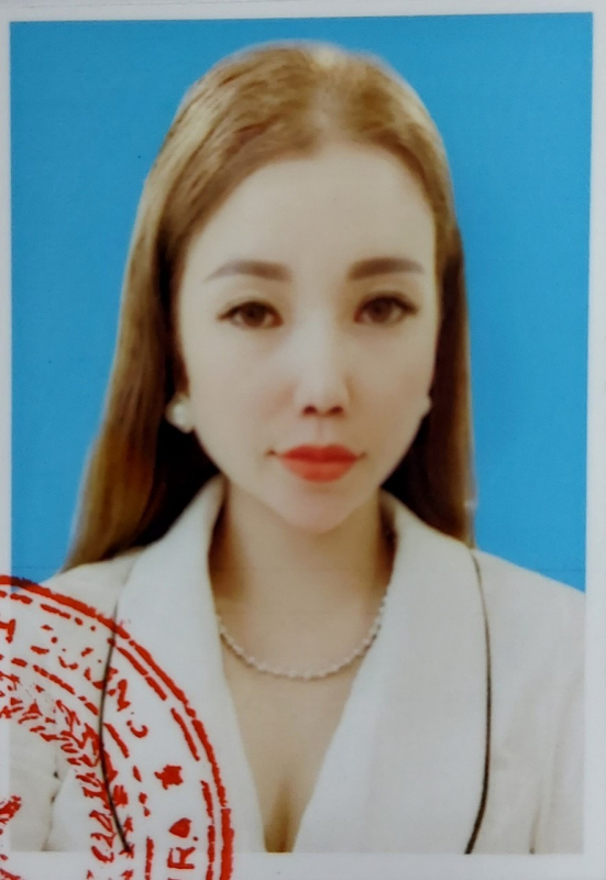 Nữ Tổng giám đốc bị công an truy tìm về hành vi lừa đảo, vẫn lên mạng livestream dọa kiện: Nữ Tổng giám đốc bị công an truy tìm về hành vi lừa đảo, vẫn lên mạng livestream dọa kiện: