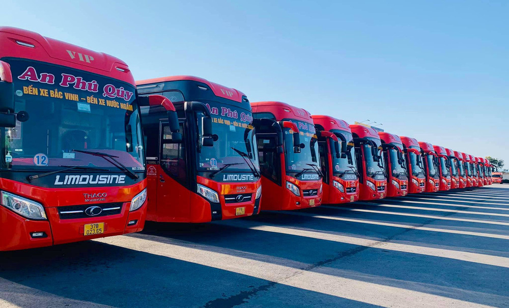 Giám đốc hãng xe Vip bị bắt vì ma túy có cuộc sống giàu sang, hay làm từ thiện - Ảnh 2.