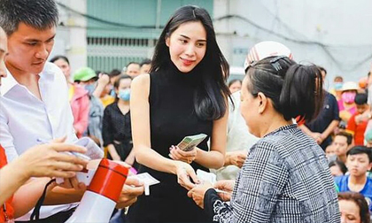 Sau cuộc livestream sao kê chóng vánh, Thủy Tiên khẳng định sẽ vẫn tiếp tục làm từ thiện