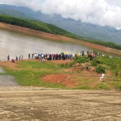 Nghi vấn cặp vợ chồng trẻ để lại thư tuyệt mệnh rồi nhảy cầu tự tử - Ảnh 1.