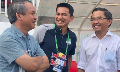 HLV Kiatisuk đáp lời bầu Đức, nói điều xúc động khi HAGL không thể vô địch V.League 2021