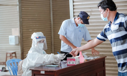 Giải pháp giúp người lao động xét nghiệm Covid-19 chỉ với 200 nghìn 1 tháng