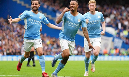 Tung ra 'nhát kiếm' bất ngờ, Man City hạ gục Chelsea trong trận đấu đầy kịch tính