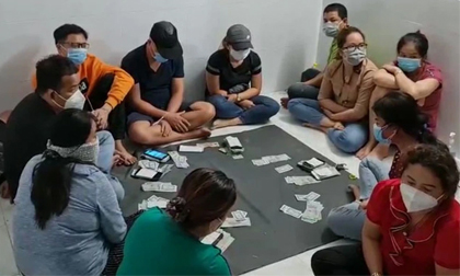 Phát hiện sòng bạc có cả ô tô đưa đón, xét nghiệm Covid-19 cho 'bác thằng bần''