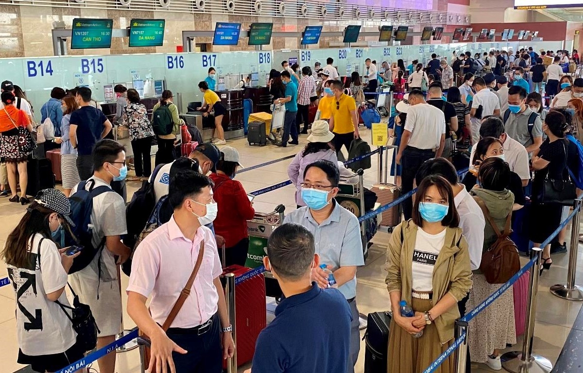 Mở lại đường bay nội địa, đây là những điều kiện để hành khách có thể lên máy bay - Ảnh 2. Mở lại đường bay nội địa, đây là những điều kiện để hành khách có thể lên máy bay - Ảnh 2.