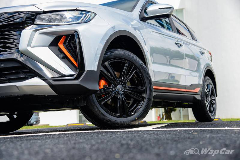 Ô tô Trung Quốc sang như Lexus, nhưng giá rẻ không ngờ - Ảnh 4.