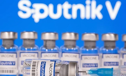 Sự thật vụ 'Nga trộm công thức của AstraZeneca để chế ra vắc xin Sputnik V'