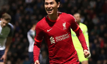 Tuyển thủ Nhật Bản lóe sáng đưa Liverpool vào tứ kết cúp Liên đoàn Anh