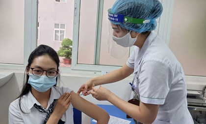 Hà Nội lên kế hoạch tiêm vắc xin Covid-19 cho hơn 800.000 trẻ em thế nào?