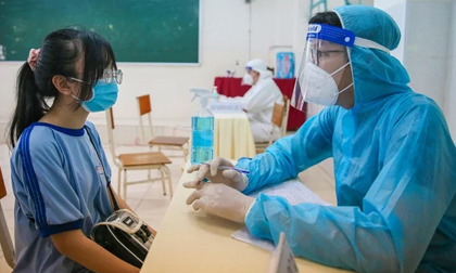 Trong tháng 11, ưu tiên phân bổ vắc xin phòng Covid-19 tiêm cho trẻ em