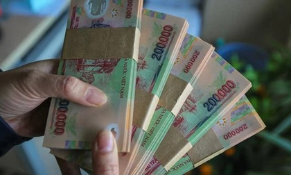 Nữ sinh bị bạn học trấn lột 90 triệu: Tang vật có 104 bản in các tin nhắn Messenger